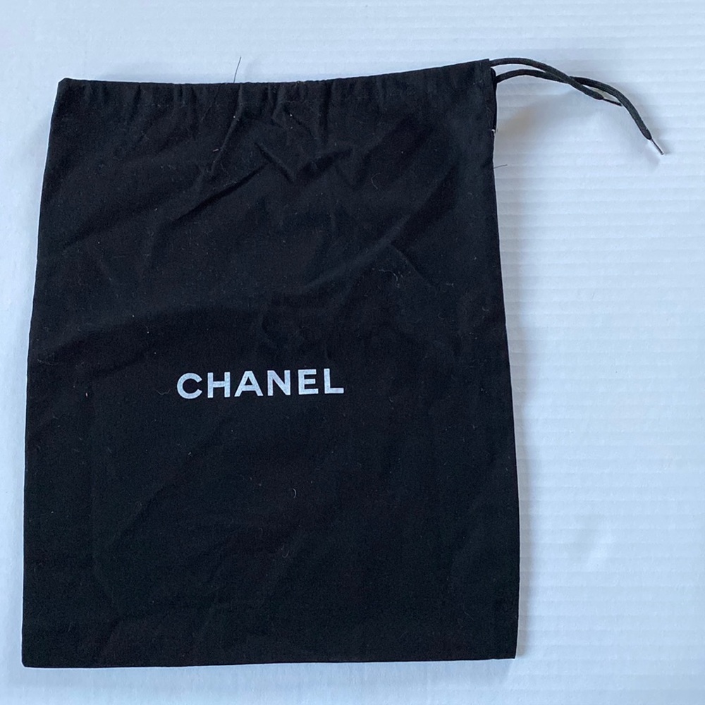 Chanel shoe or purse dust cover